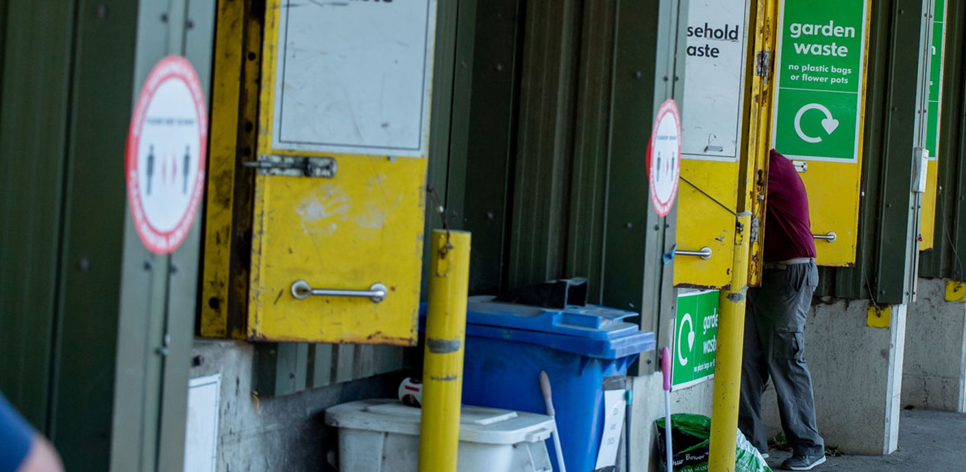 nojs Bins at East Grinstead recycling centre