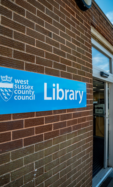 Photo of the outside of Shoreham Library